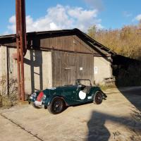 Morgan Plus 4